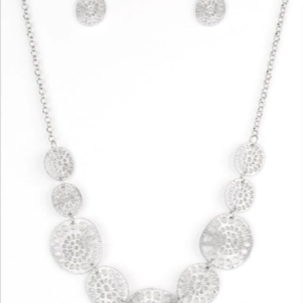 Paparazzi Your Own Wheel Necklace and Earrings
